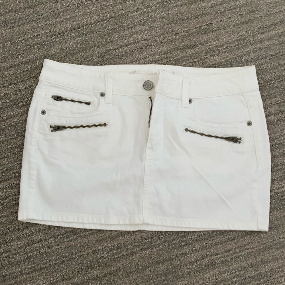 American Eagle Outfitters white denim skirt